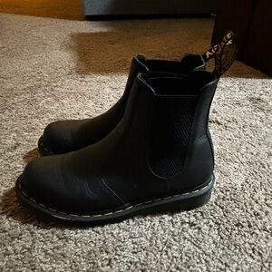 Dr Martens Chelsea Boots